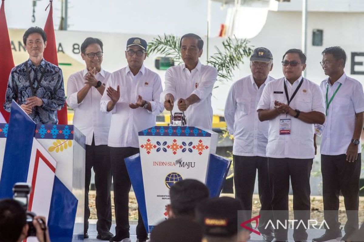 Presiden resmikan dua pelabuhan di Teluk Palu