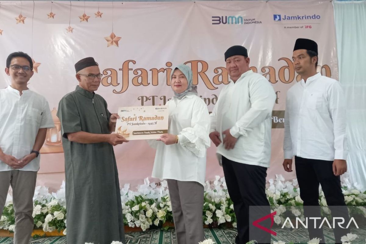 Gelar Safari Ramadhan, Jamkrindo lakukan kegiatan sosial di Pangkalpinang