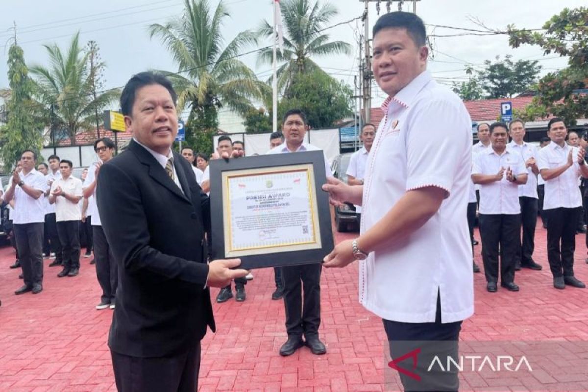 Ditreskrimsus Polda Kalsel terima Presisi Award atas keberhasilan ungkap kasus elpiji dan pupuk