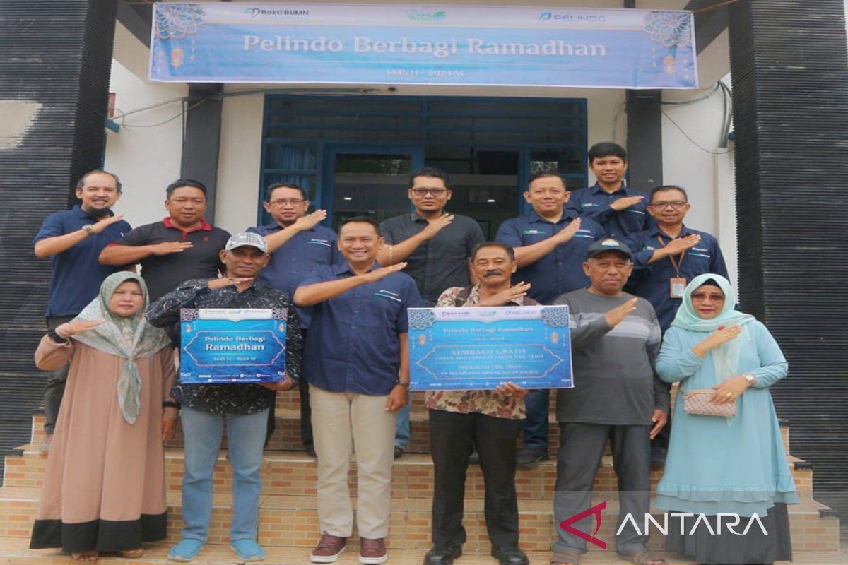 PT Pelindo Batulicin salurkan bantuan di wilayah operasi saat Ramadhan