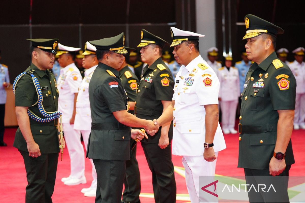 Panglima TNI Agus Subiyanto instruksikan pejabat baru buat terobosan
