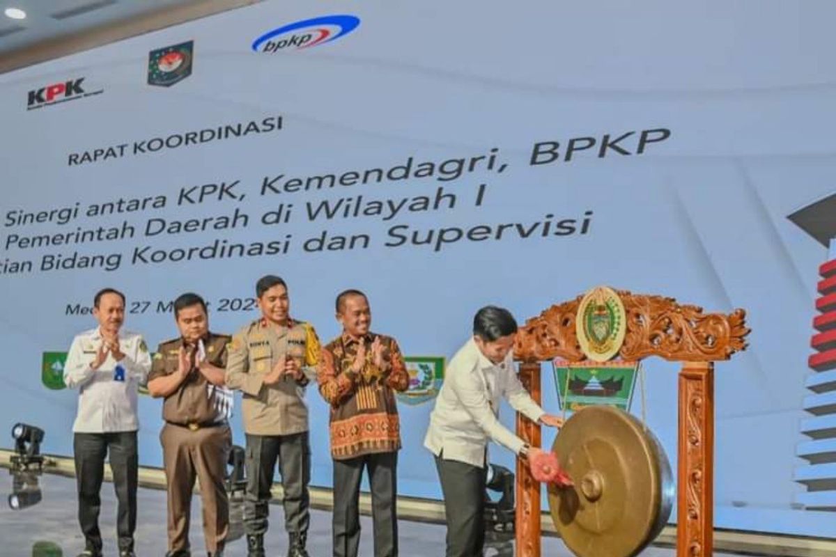 Pj Wali Kota Padangsidimpuan rakor bersama KPK dan BPKP