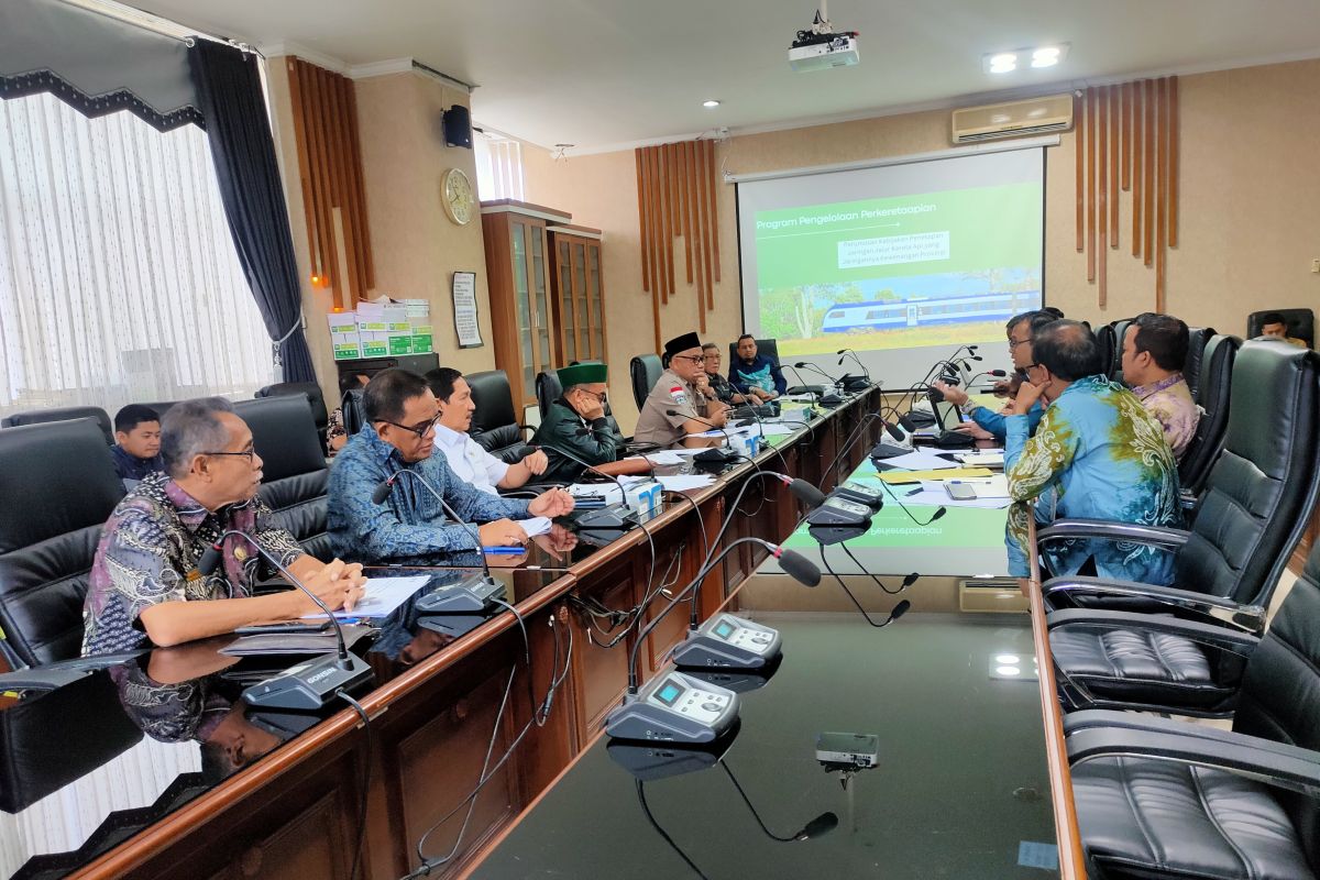 Rapat Pansus III LKPj Gubernur Kalsel 2023 