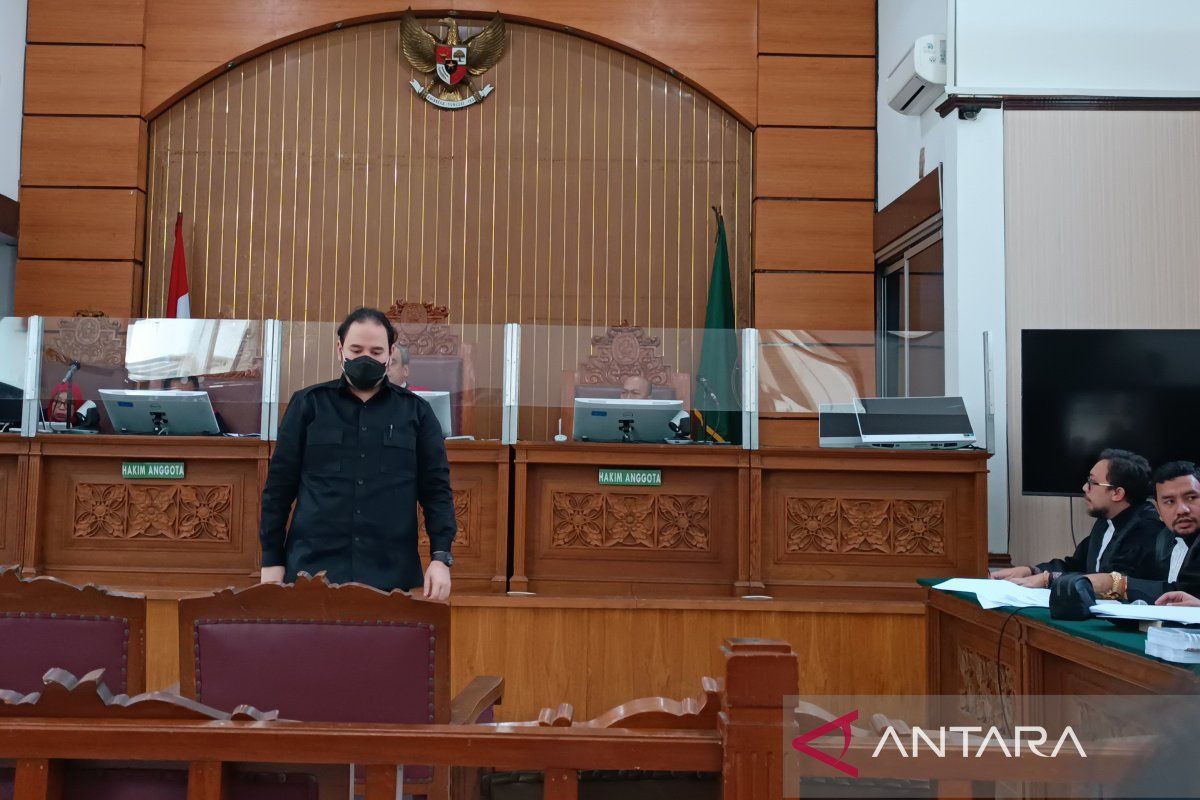 Dito Mahendra minta dibebaskan dari semua dakwaan