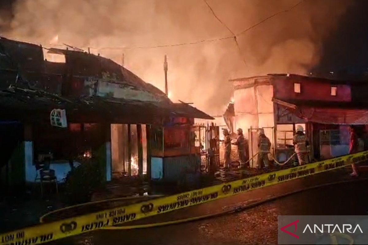 Kebakaran kembali landa sejumlah rumah di Jakarta