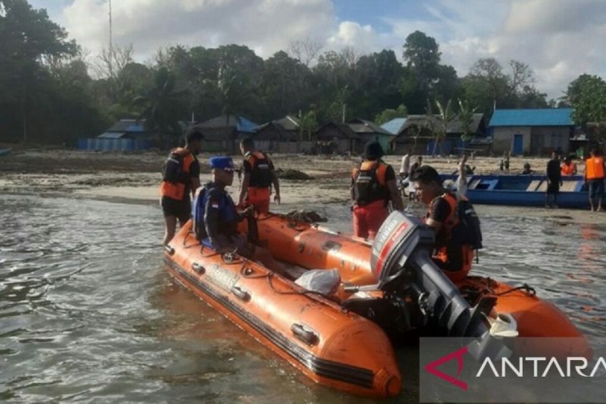 Basarnas Ambon  masih koordinasi temuan warga KKT hilang di laut