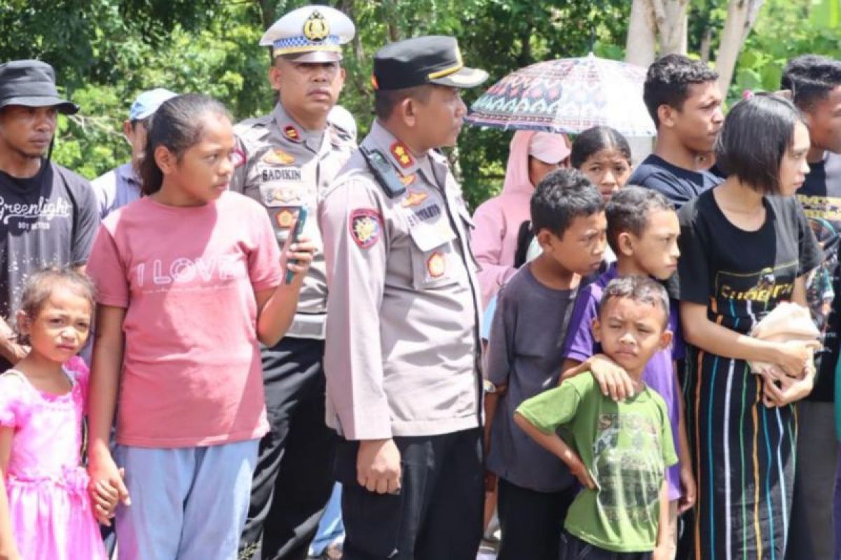 Polres Matim  jaga keamanan prosesi Tablo Jalan Salib