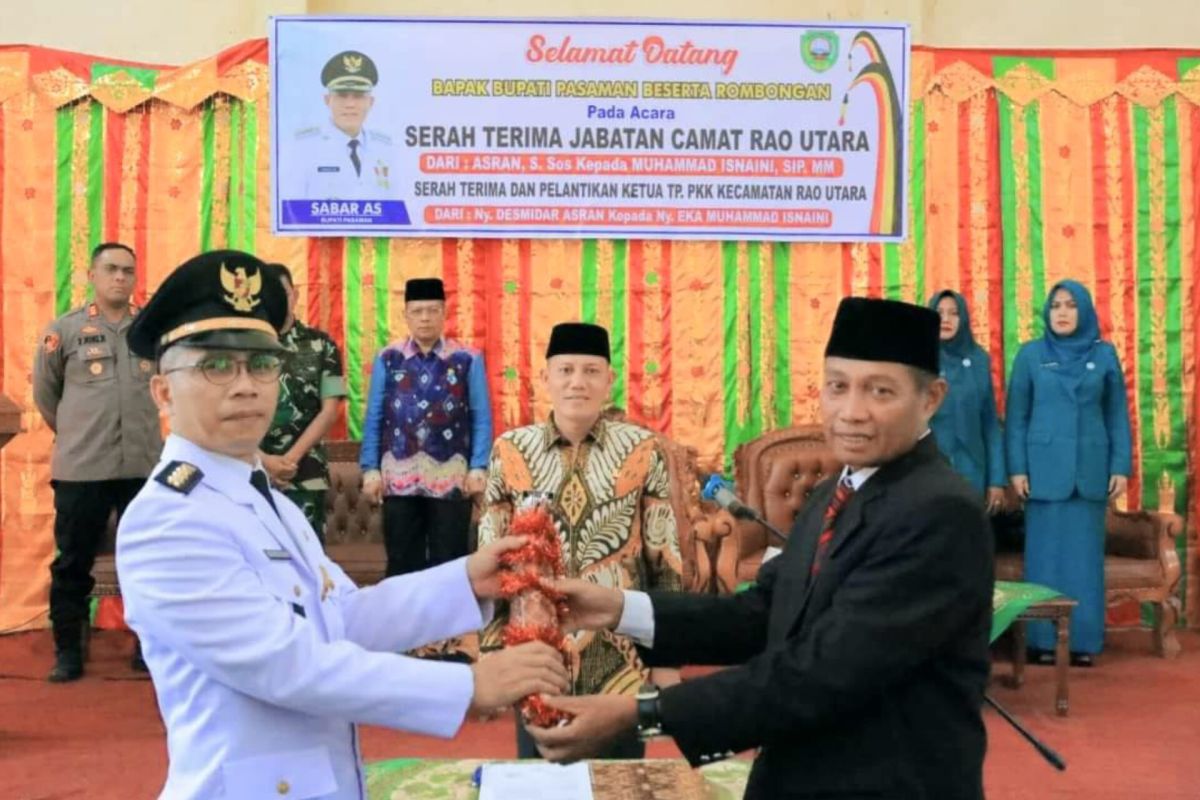 Muhammad Isnaini Jabat Camat Rao Utara