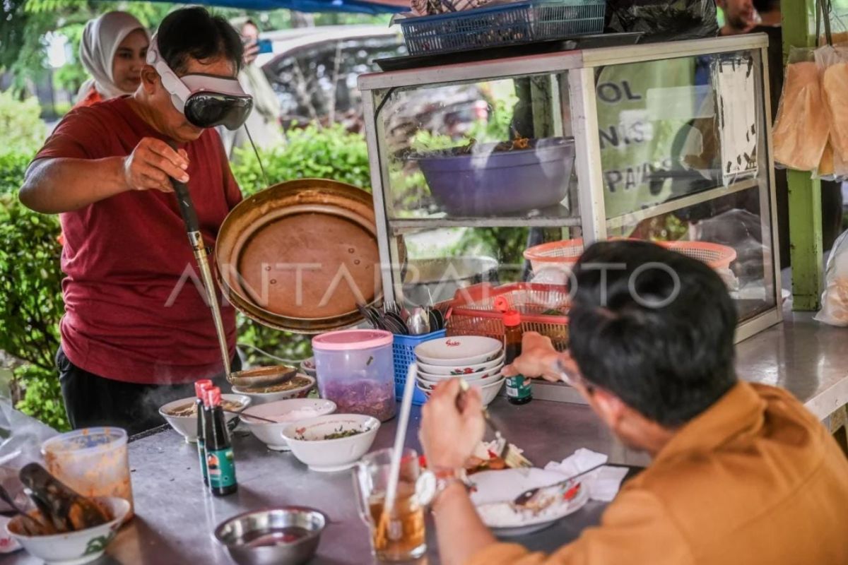 Pelaku usaha perlu sikapi perkembangan teknologi capai Indonesia Emas