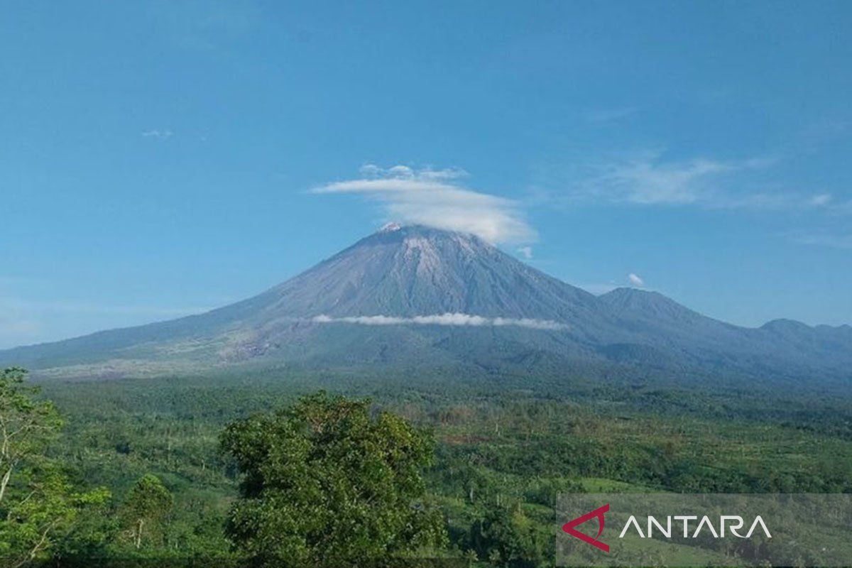 Aktivitas Gunung Semeru masih didominasi gempa letusan