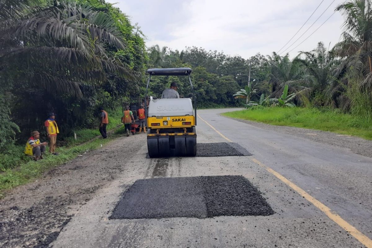 BPJN IV Jambi kebut pengerjaan jalan nasional jelang arus mudik