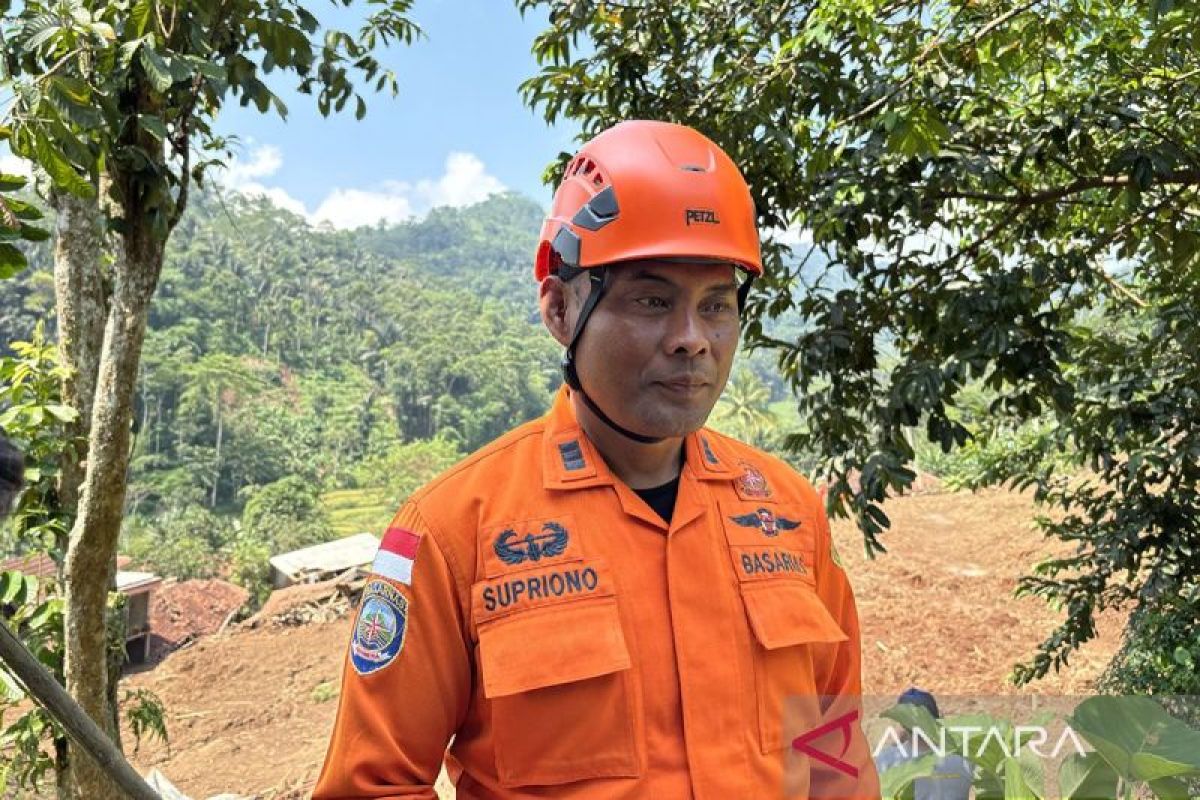 Tim SAR gabungan lanjutkan pencarian tiga korban longsor Cipongkor