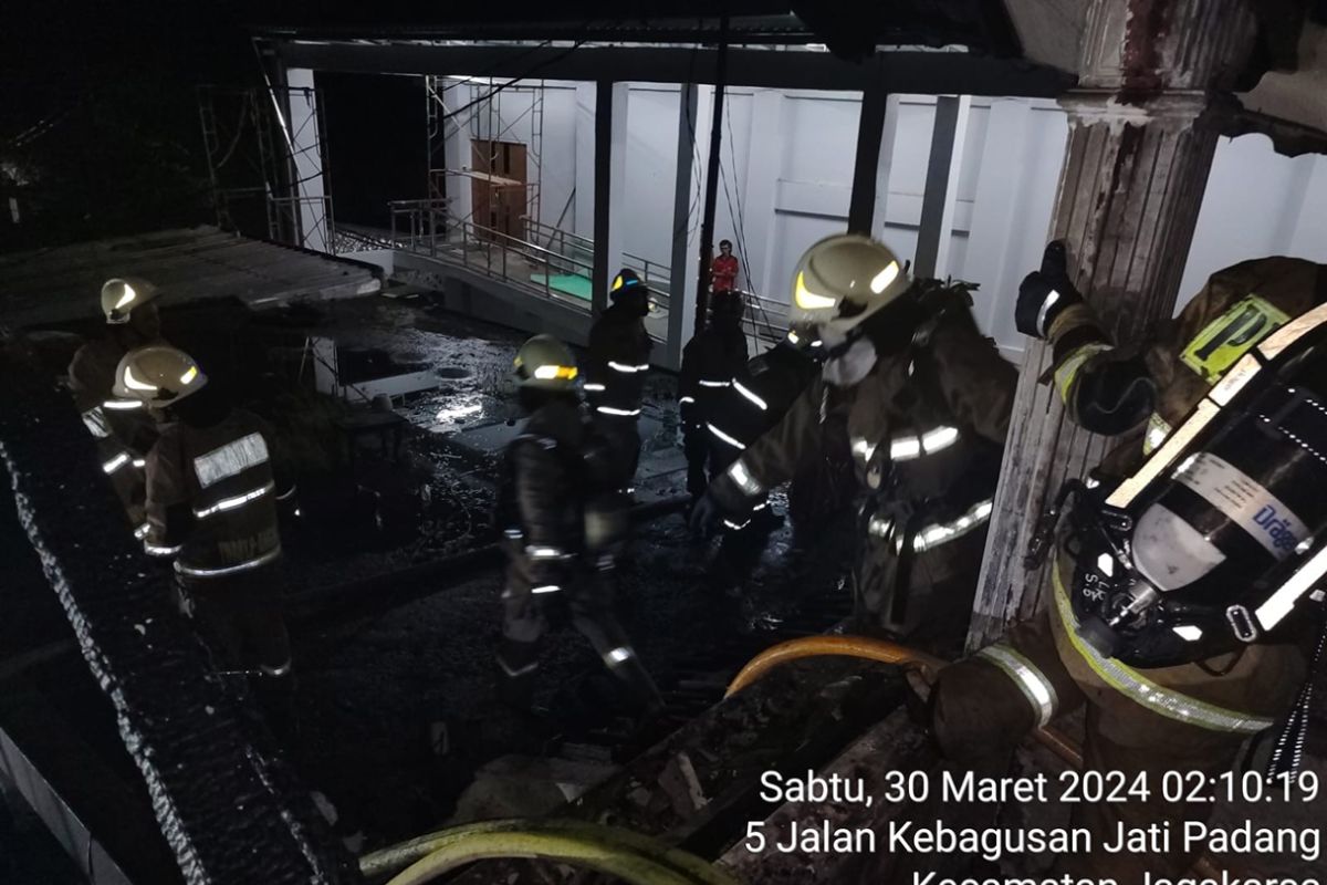 Sebuah rumah di Kebagusan terbakar