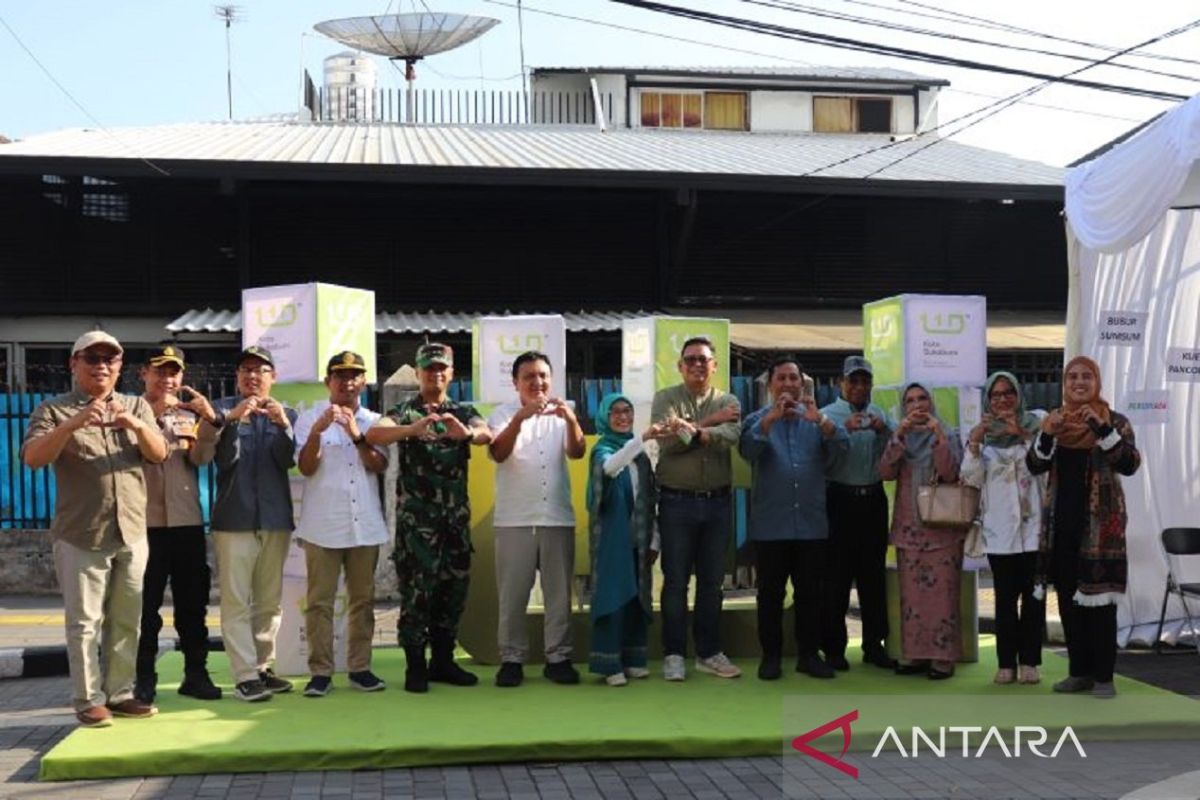 Pemkot Sukabumi promosikan produk UMKM pada HUT ke-110  Kota Sukabumi