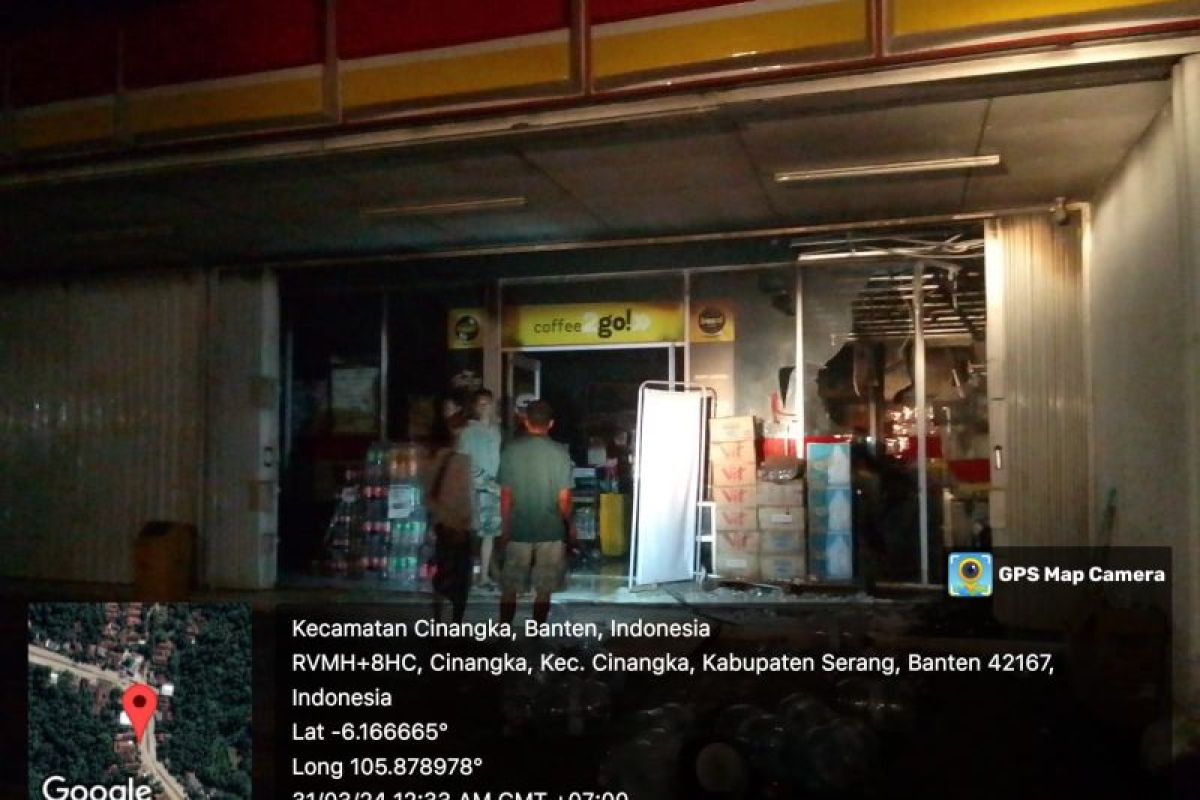 Minimarket di Serang terbakar diduga akibat korsleting listrik