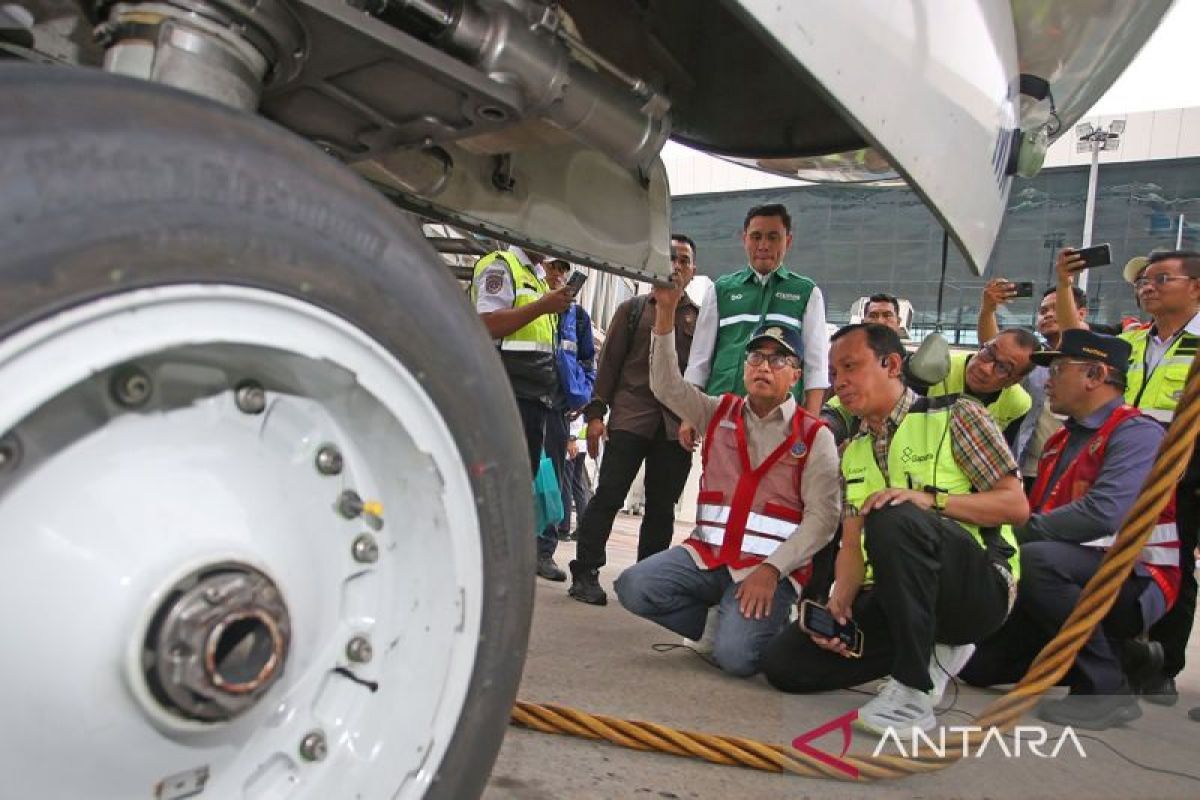 Kemarin, Kemenhub tambah penerbangan sampai industri film