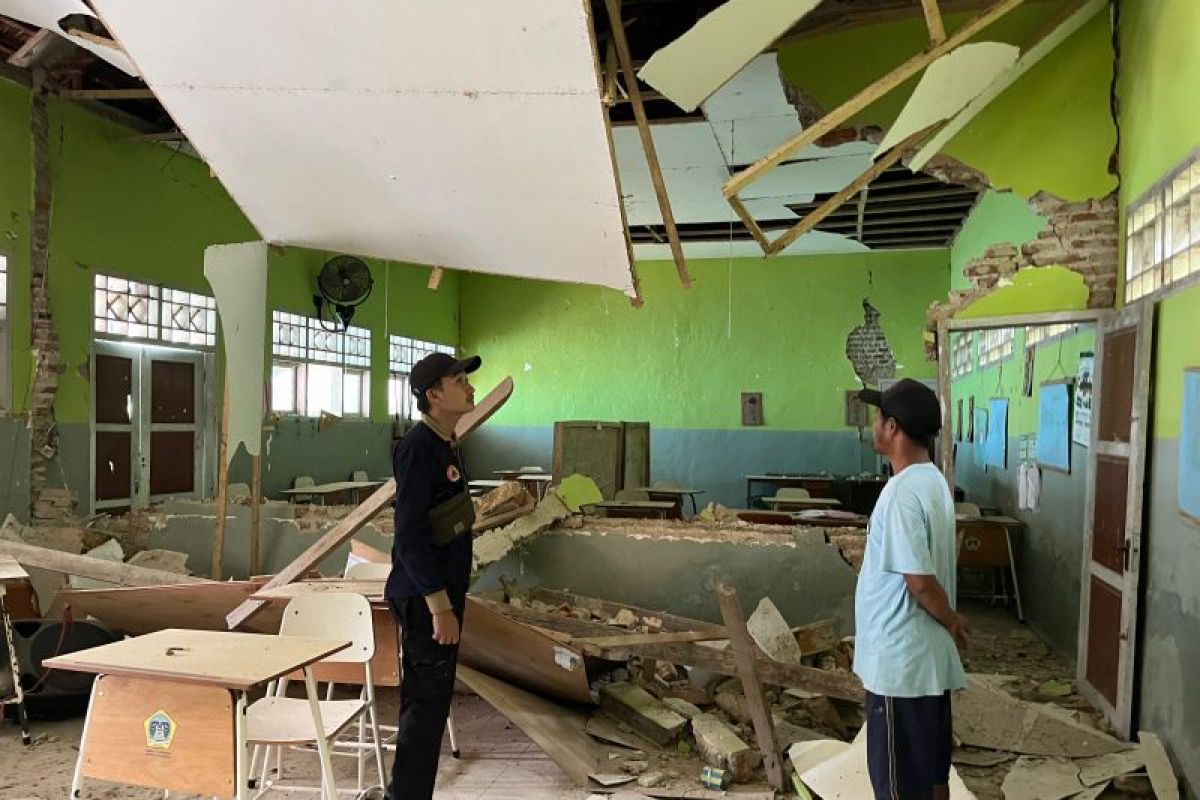 BPBD Jatim  data 241 fasum rusak terdampak gempa Bawean