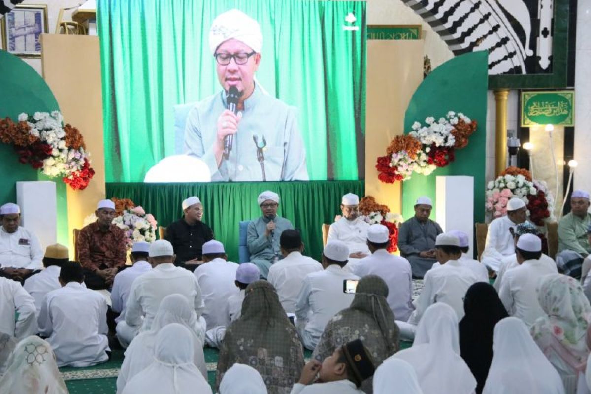 Pj Bupati HSS hadiri buka puasa AGPAII bersama Abah Guru Syairazi
