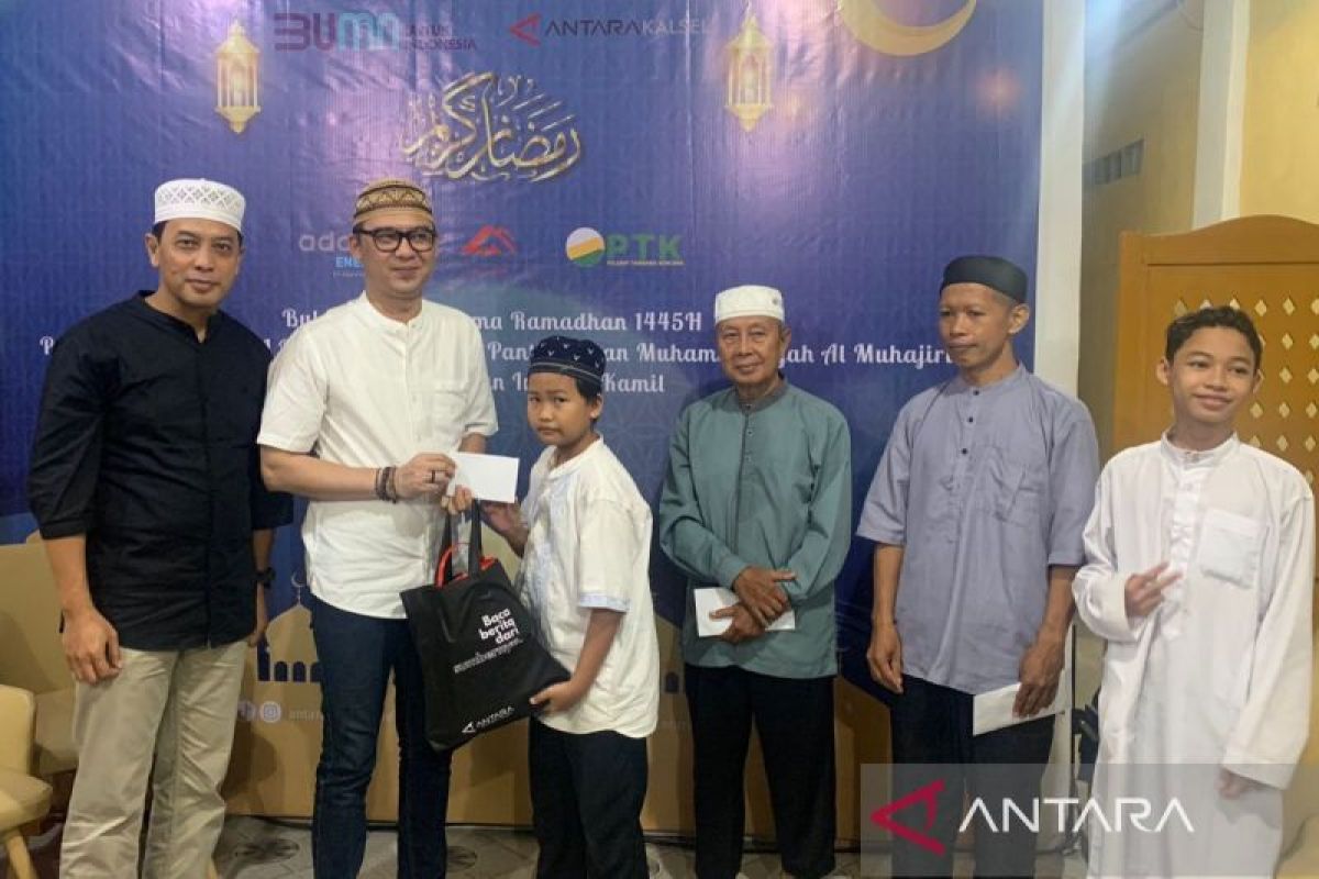 ANTARA Biro Kalsel berbagi berkah Ramadhan bersama panti asuhan