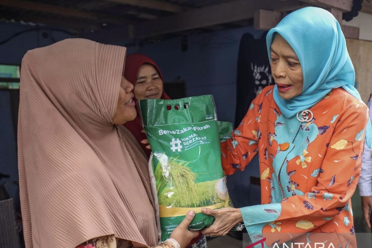Baznas RI salurkan zakat fitrah kepada 250 KK di Kota Bogor