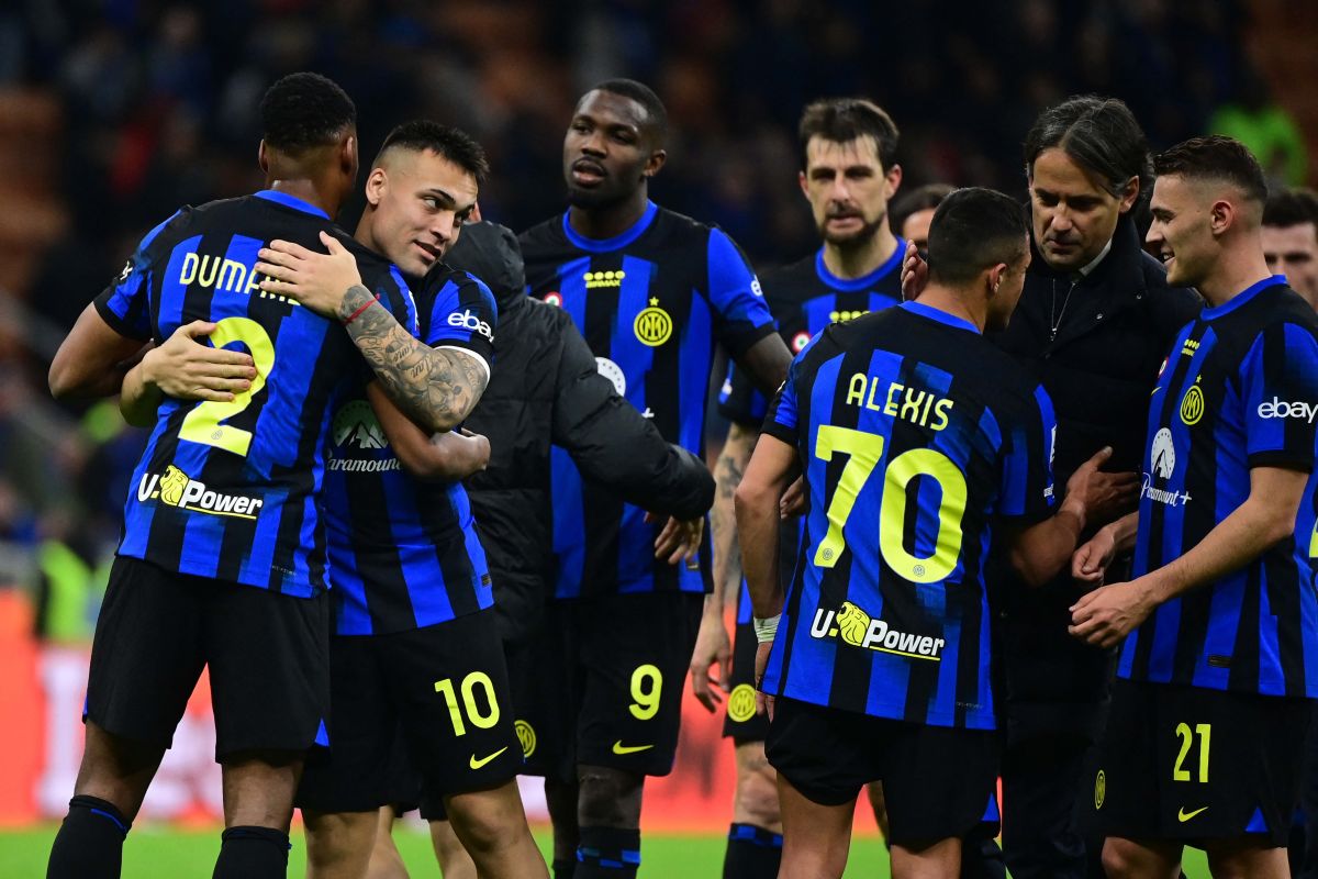 Inter Milan kokoh di puncak klasemen setelah tekuk Empoli skor 2-0