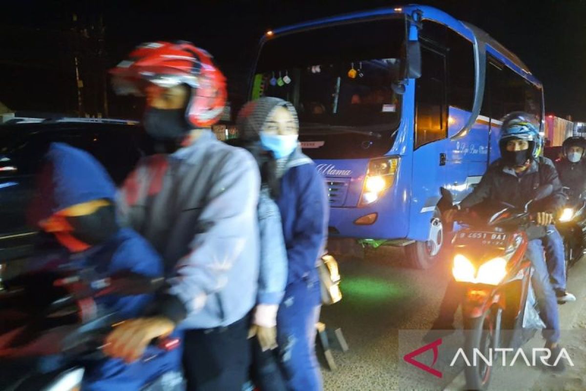 Kepadatan lalu lintas di jalur arteri Tangerang diprediksi terjadi H-3
