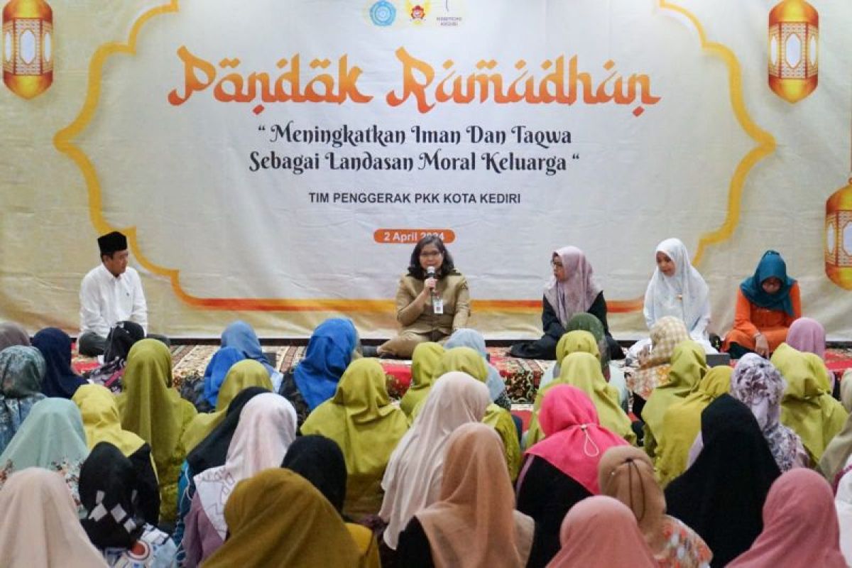 Pj Wali Kota Kediri: Investasi terbaik bekali anak dengan moral