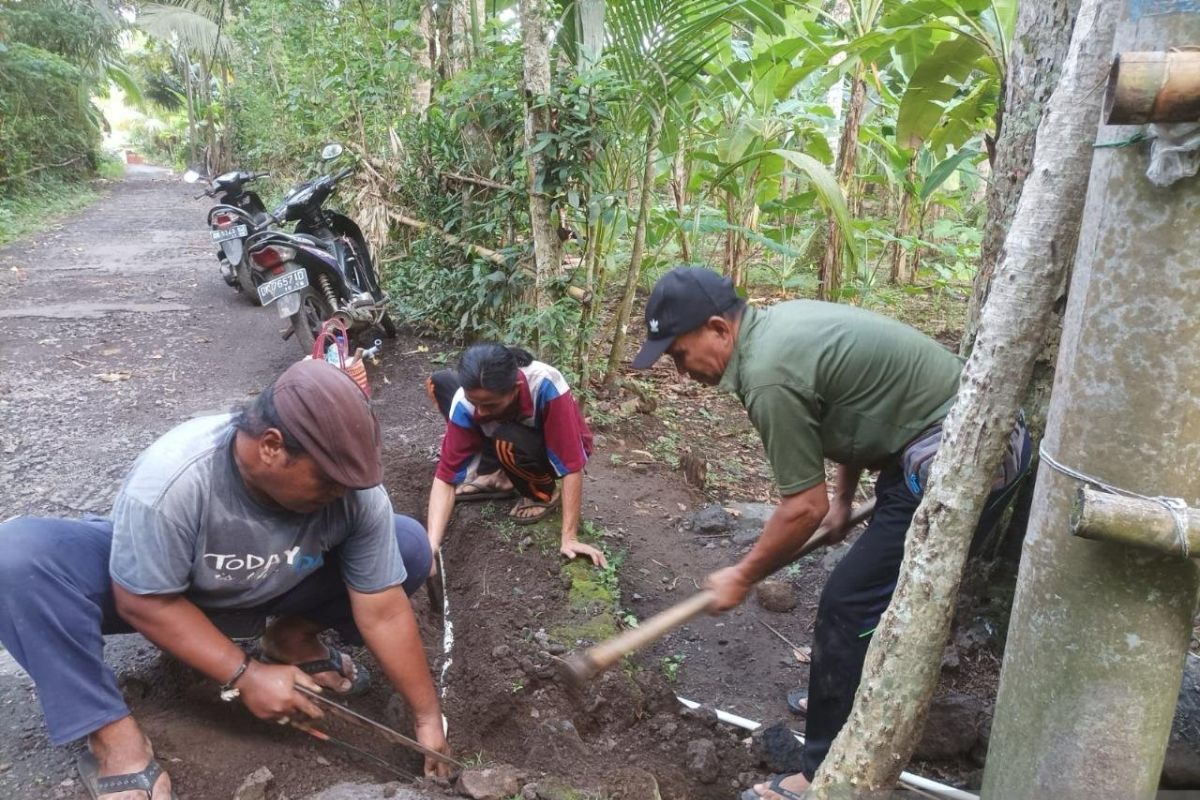 Pertamina bangun jaringan air bersih suplai 200 KK di Desa Ulakan Bali