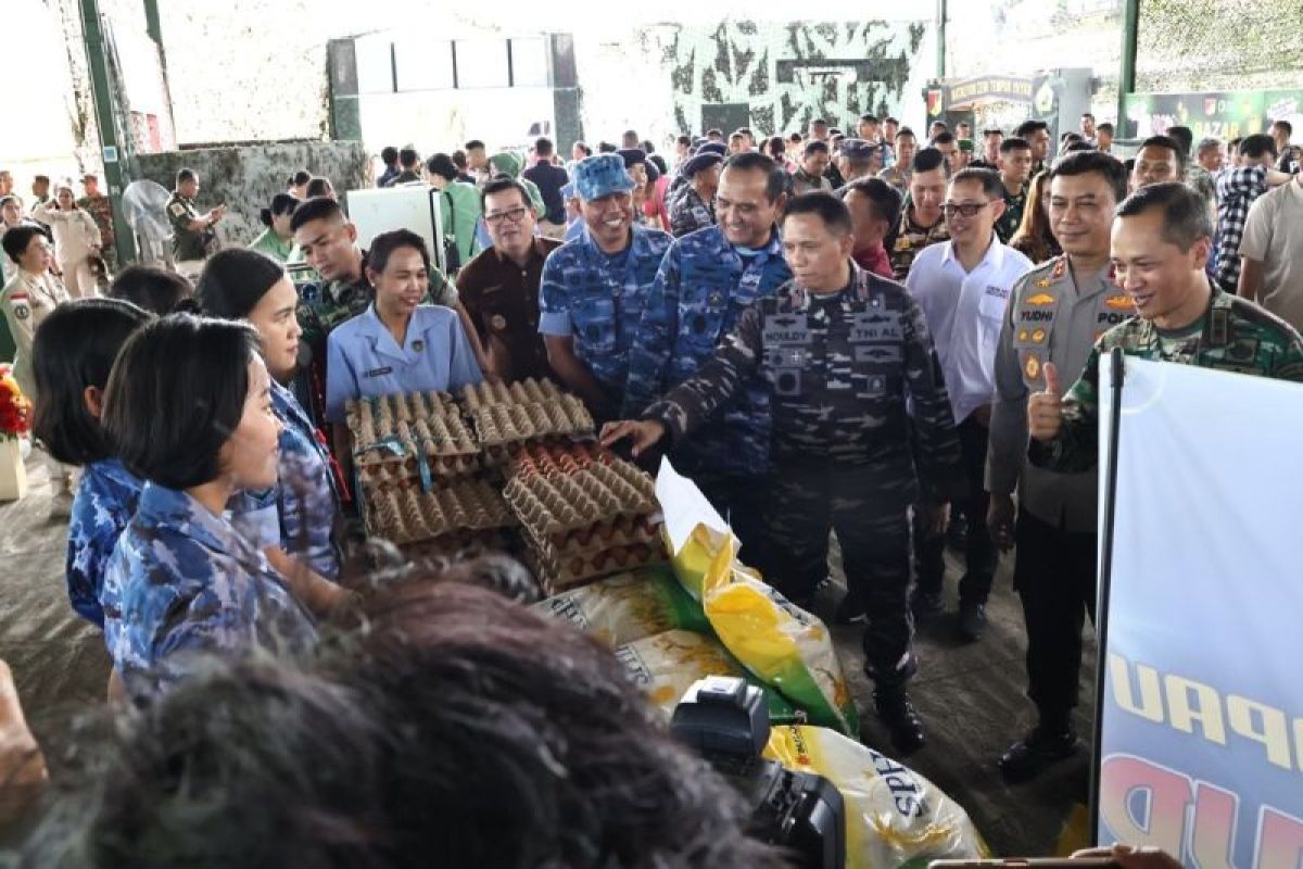 Sambut  Idul Fitri, Lanud Sam Ratulangi berpartisipasi dalam Bazar TNI