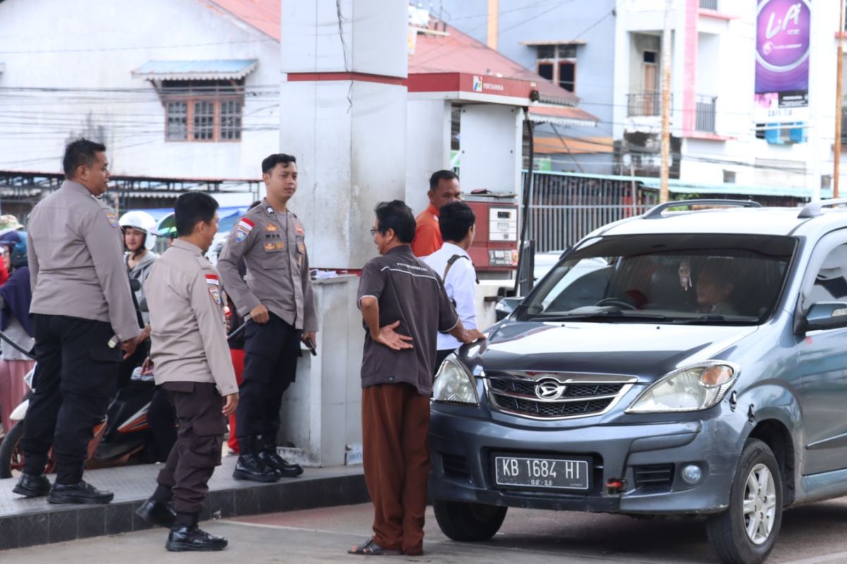 Polisi gencar patroli ke SPBU cegah kecurangan BBM jelang Lebaran