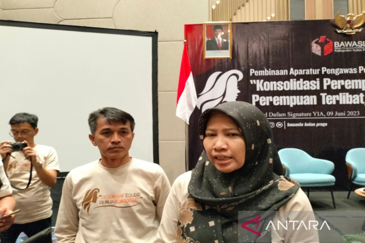 KPU Kulon Progo mengevaluasi pemutakhiran data pemilih Pemilu 2024