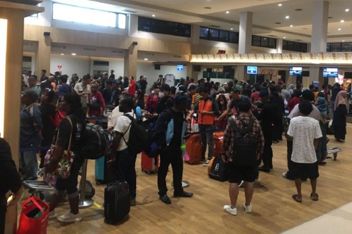 Jumlah penumpang mudik Lebaran di Bandara Sentani naik 8 persen