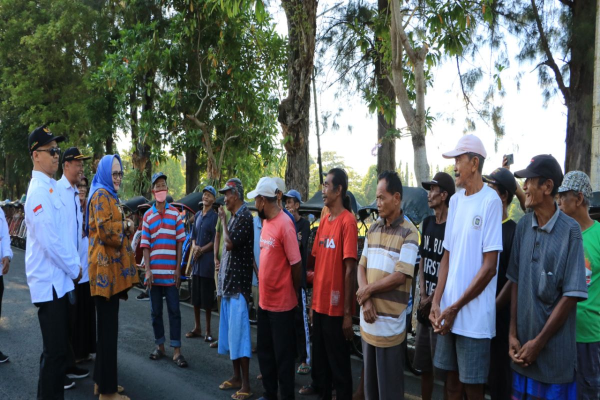 Baznas Kulon Progo menyalurkan bantuan Rp2,9 miliar kepada mustahik