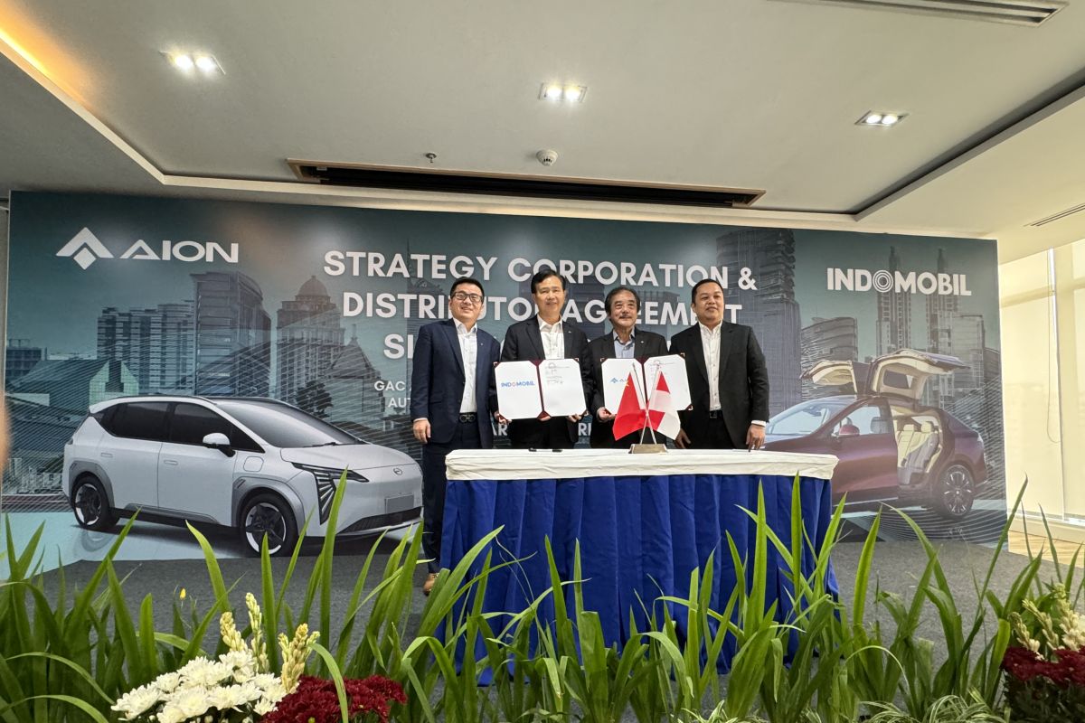 Merek mobil listrik China GAC Aion resmi masuk ke pasar Indonesia