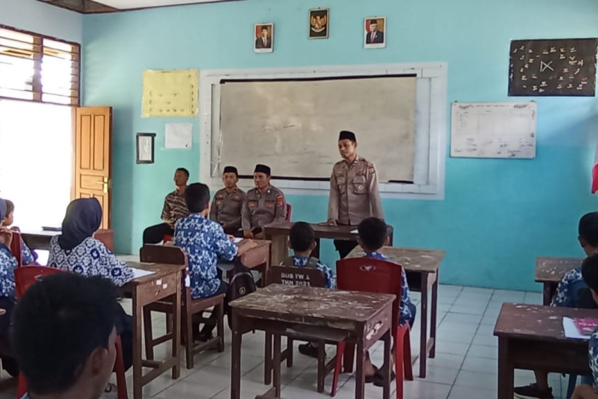 Tim Dai dari Polres Poso bina pelajar cegah masuknya paham radikal