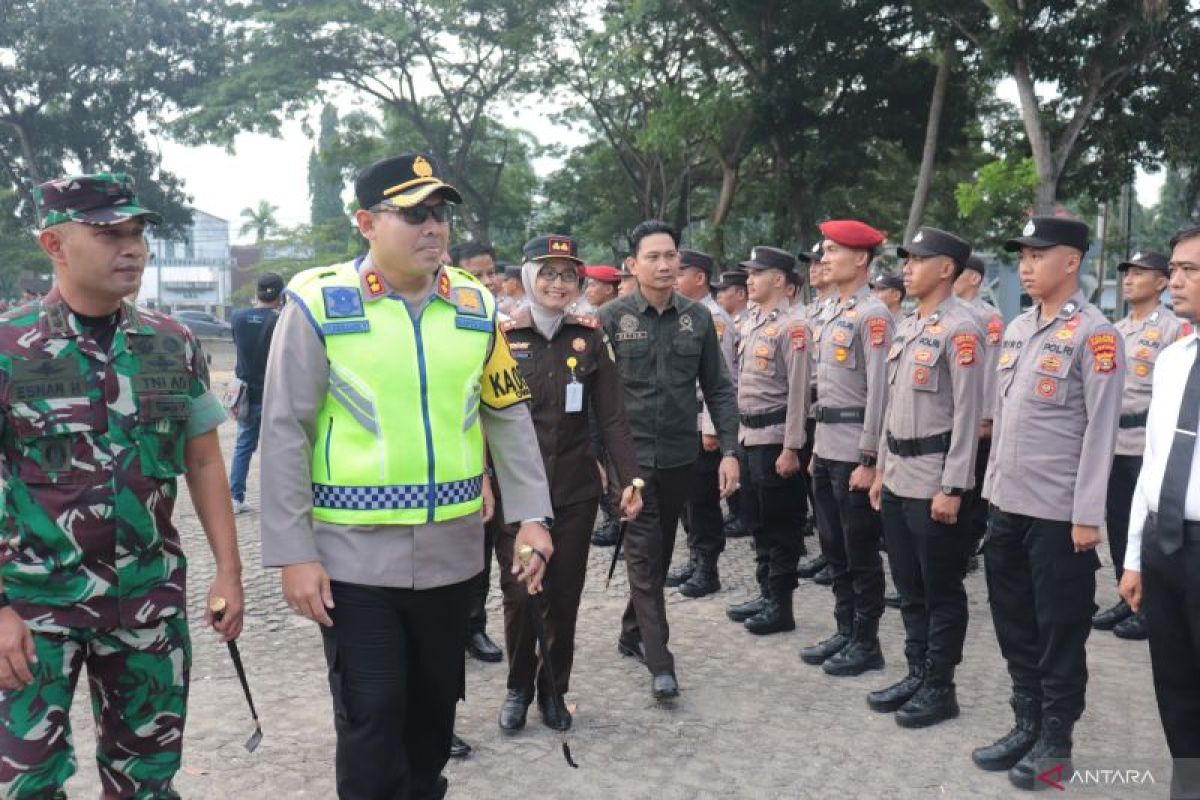 Polres Lampung Selatan gelar apel Operasi Ketupat 2024