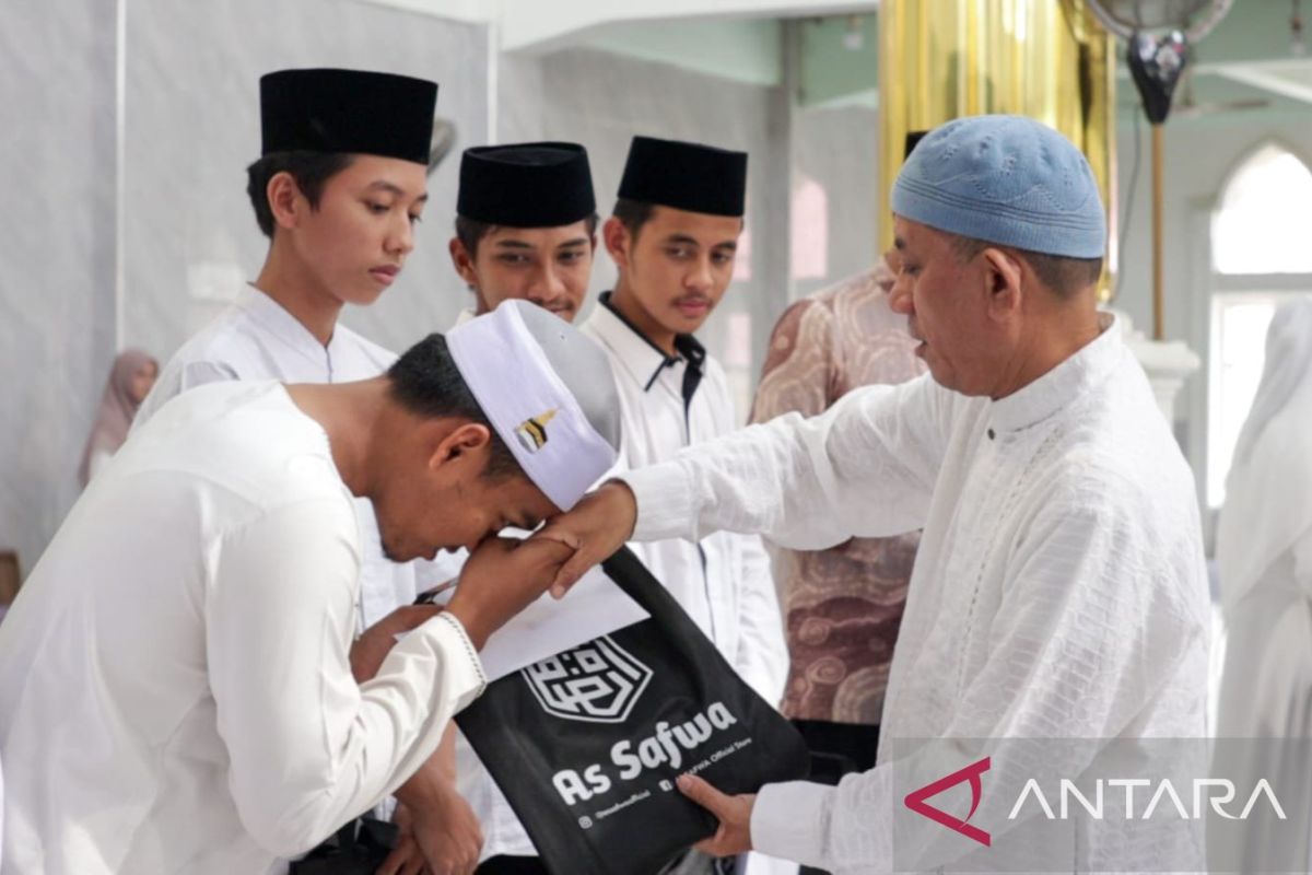 29 santri Dayah Insan Qurani Aceh khatam hafal 30 juz selama Ramadhan