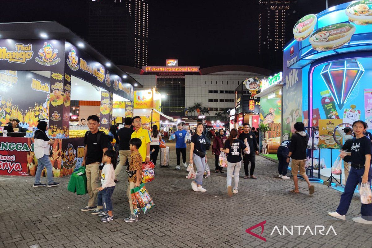 Jakarta Lebaran Fair jadi tujuan berbelanja hingga ngabuburit warga