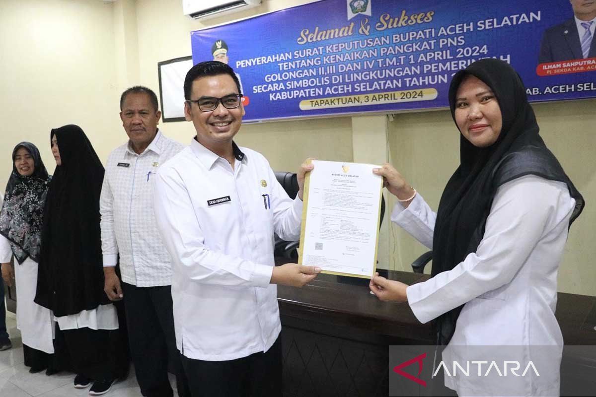 Sebanyak 183 PNS Pemkab Aceh Selatan terima kenaikan pangkat