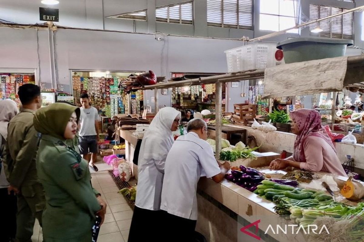 Harga bahan pokok di Balangan jelang lebaran relatif stabil