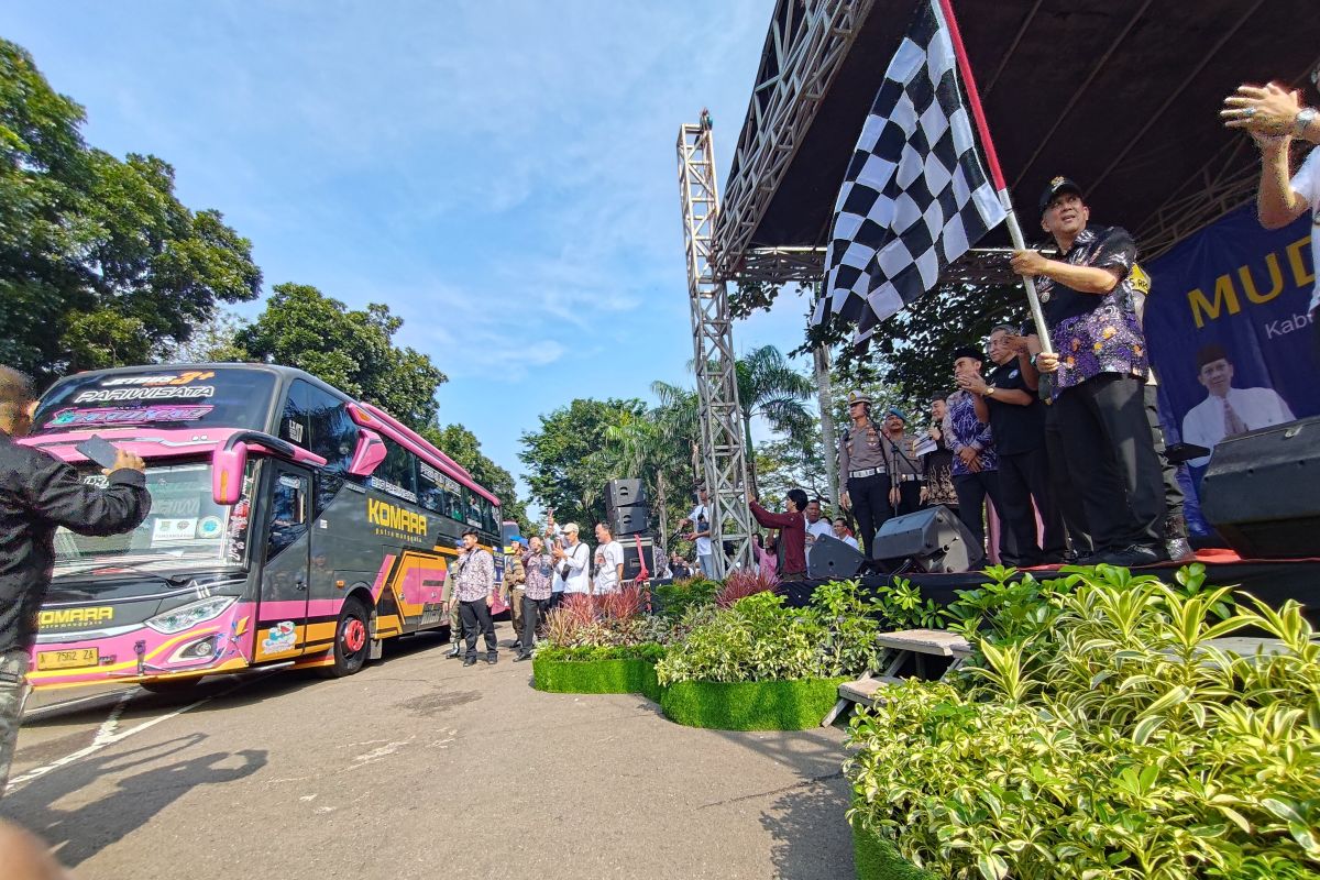 Bupati Tangerang lepas 1.508 pemudik gratis ke tujuan empat provinsi