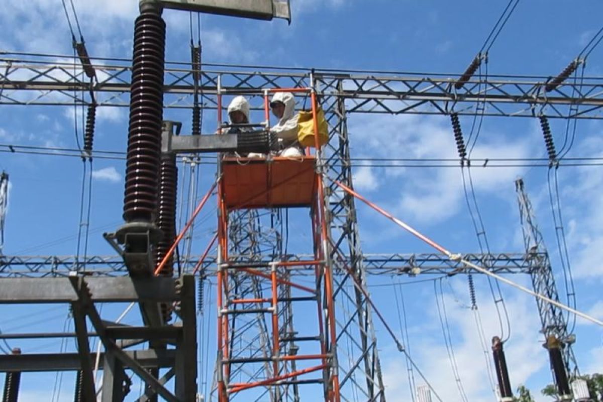 PLN siagakan 4.782 personel jaga pasokan listrik saat Lebaran