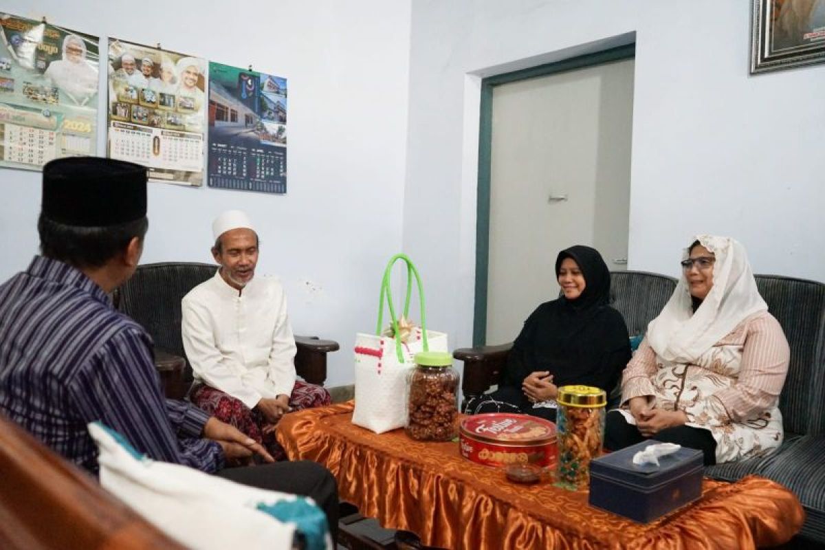Pj Wali Kota Kediri sowan ke ulama jelang Idul Fitri