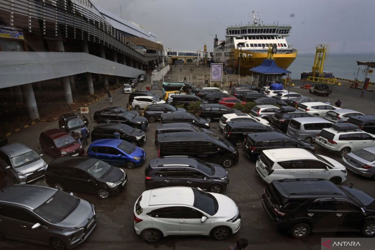Eid exodus: Ministry assures of safe EV transport on ferries