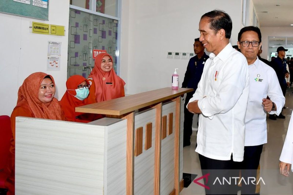 Presiden tinjau fasilitas dan pelayanan kesehatan RSUD Sultan Thaha