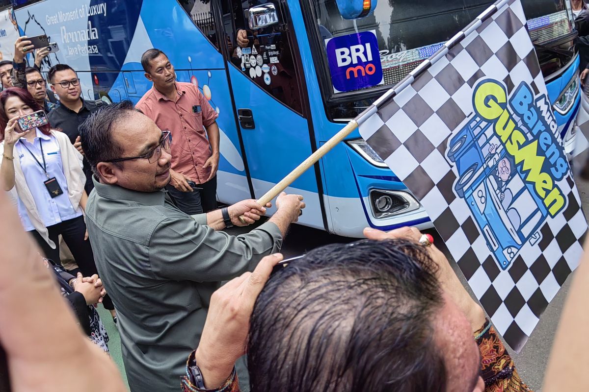Menag lepas 30 bus peserta mudik gratis ke Jateng, Jatim, dan Lampung