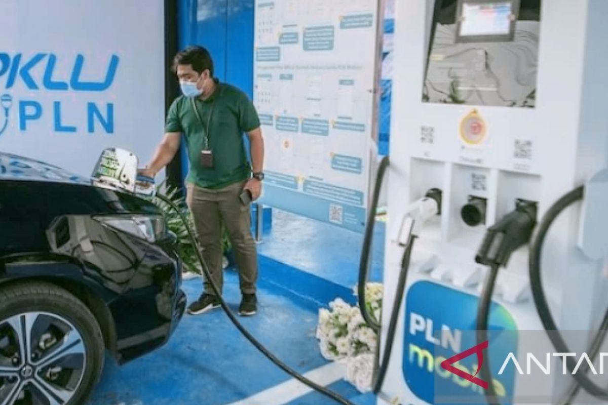 PLN should install more EV charging stations for Eid exodus: Minister