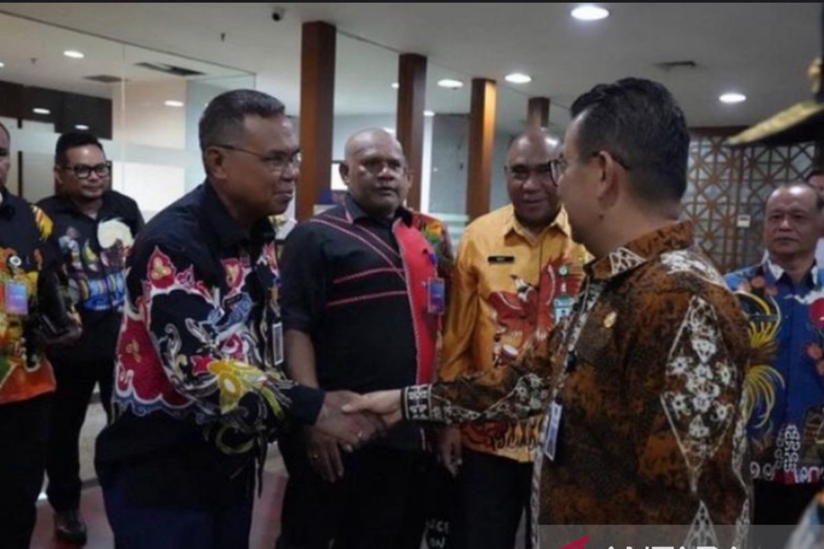 Papua Barat diminta bangun kantor penghubung di kota penyangga IKN