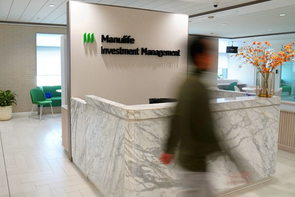 Investor dinilai perlu strategi adaptif imbas ketidakpastian global