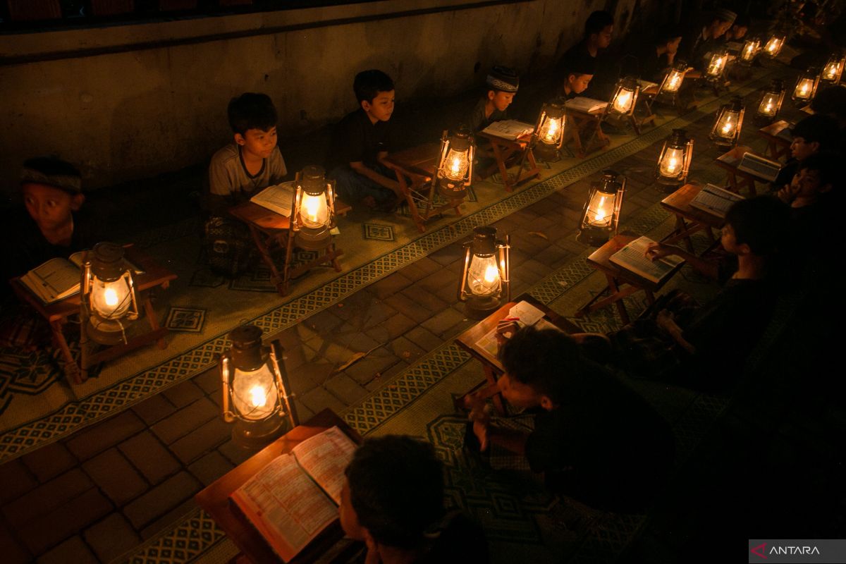 Makna dan keutamaan malam Lailatul Qadar bagi umat Muslim